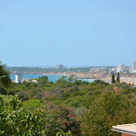 4 Bedroom Villa, Private Pool And Garden וילה פראגודו